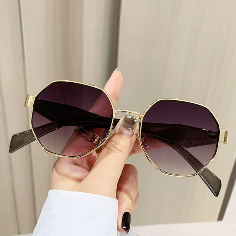 New Retro Sunglasses Women Fashion Polygonal Metal Frame Sunglasses Men Luxury Brand Designer Decorative Sun Glasses Uv400