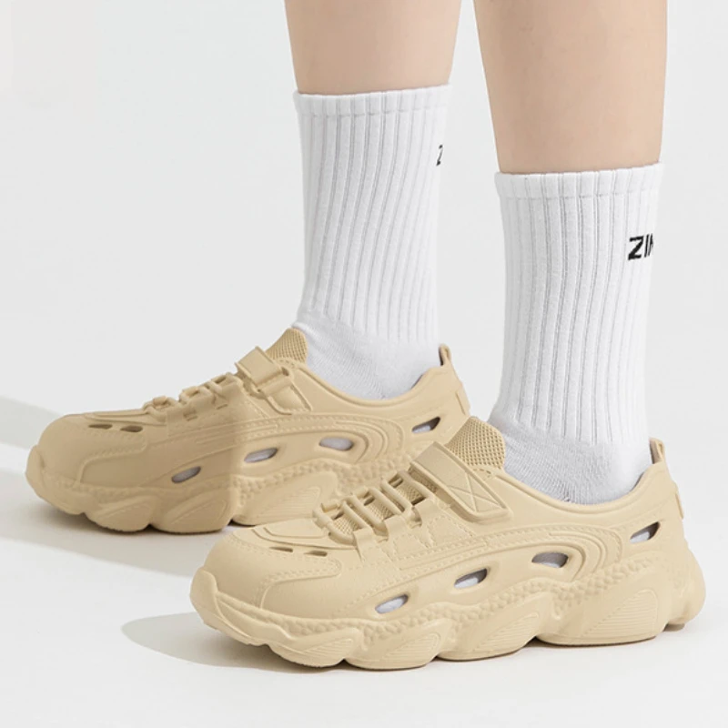 New Men's Sandals Fashion Thick-soled Hole Shoes Couple Outdoor Beach Shoes Comfortable Non-slip Men Slippers Sandalias De Mujer