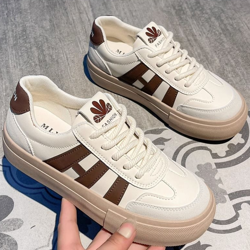 Women's Vulcanize Shoes Design Round Toe Lace Up Sports Casual Women's Sneaker Shoes Comfortable flat shoes zapatos de mujer