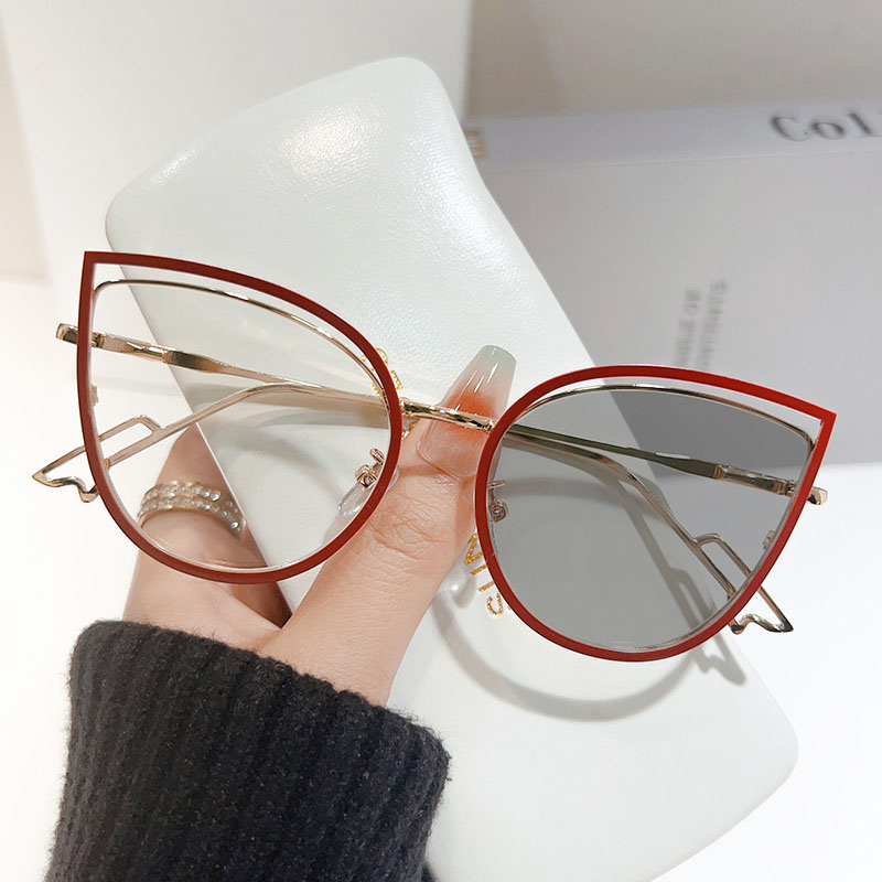 Metal Cat Eye Photochromic Glasses for Women Men Trendy Optical Spectacle Eyeglasses Unisex Color Changing Blue Light Glasses