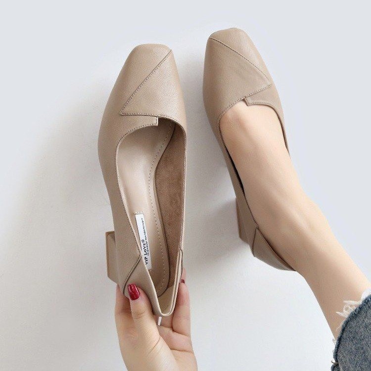 Spring and Autumn 2025 New Style Square Head Soft Sole Shoes, Soft Soles, Fashionable, Casual and Versatile Single Shoes