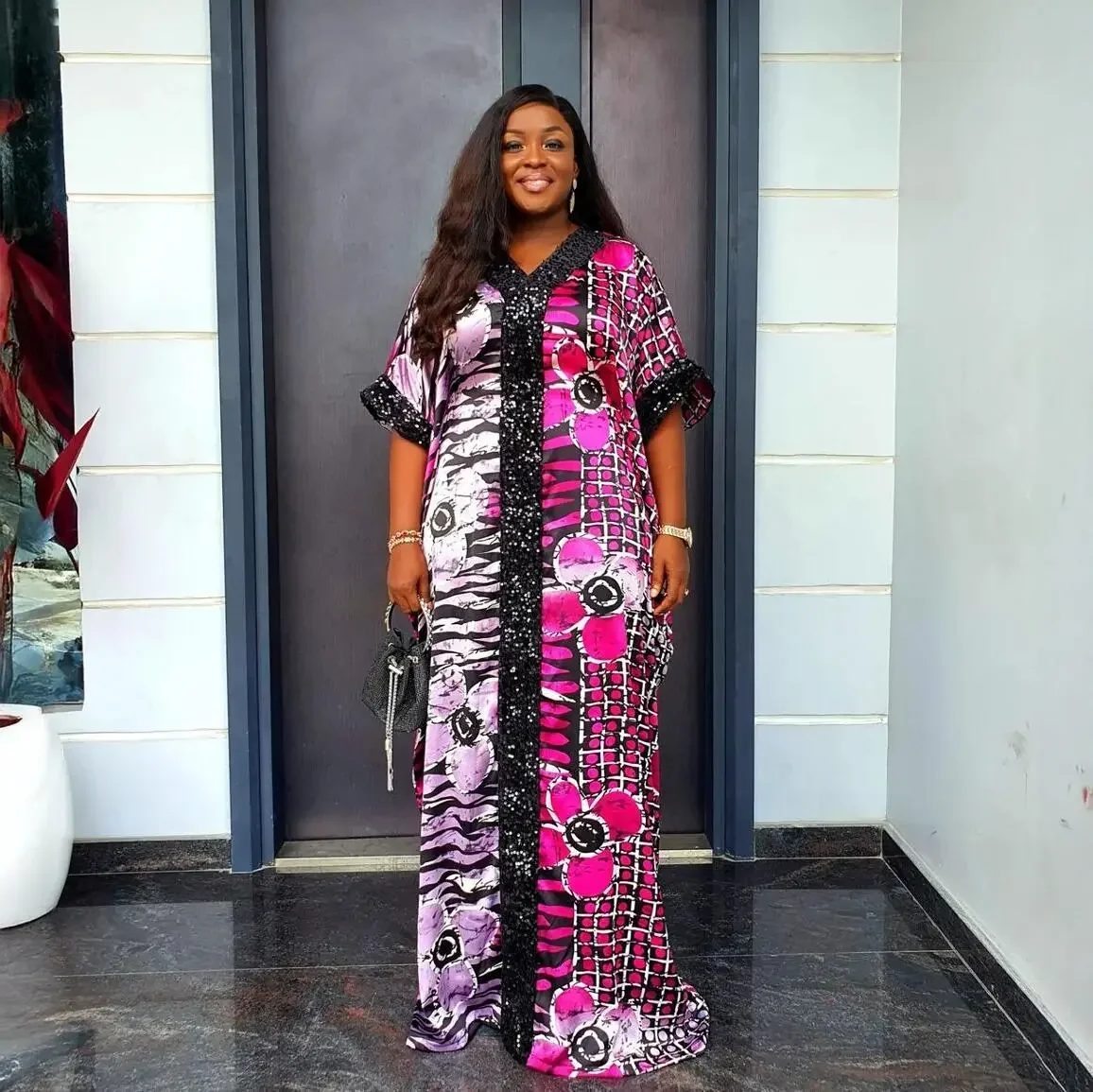 Abayas For Women Dubai Luxury 2025 African Muslim Fashion Dress Caftan Marocain Evening Party Dresses Boubou Robe Djellaba Femme