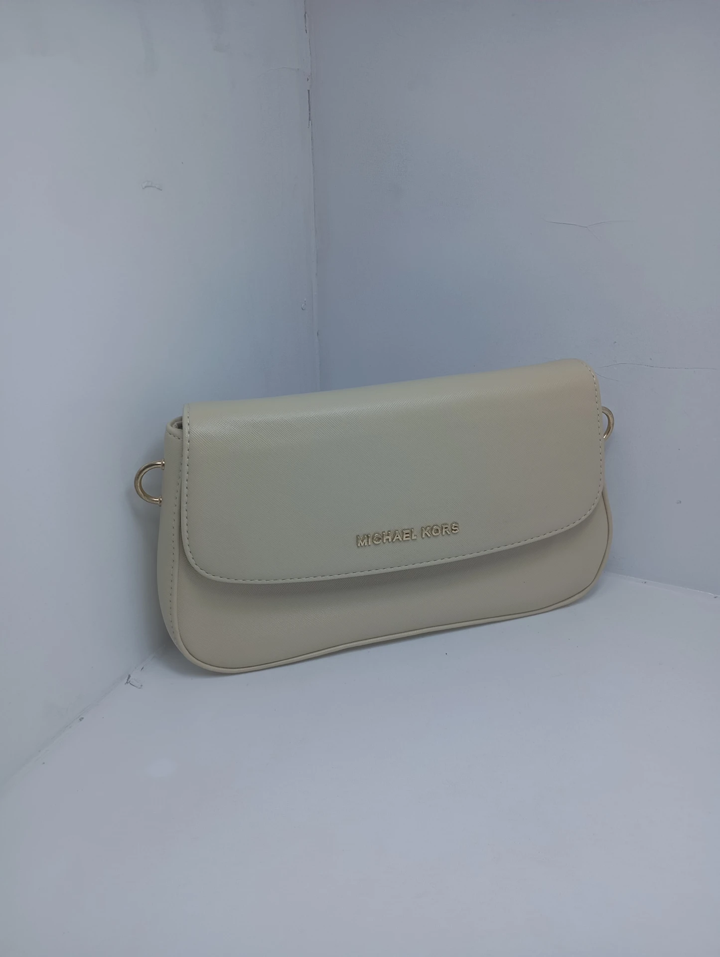 Michael Kors Elegant Crossbody Bag