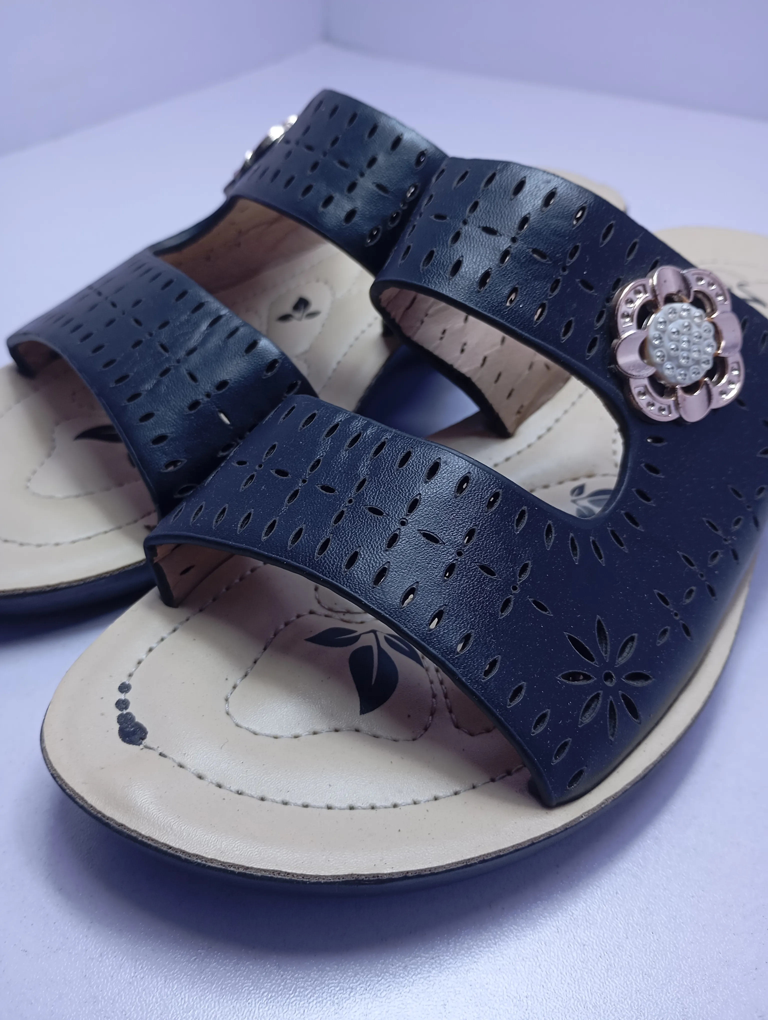 Men Shoe Sandal Fashion Half Shoe Sizeof 33 