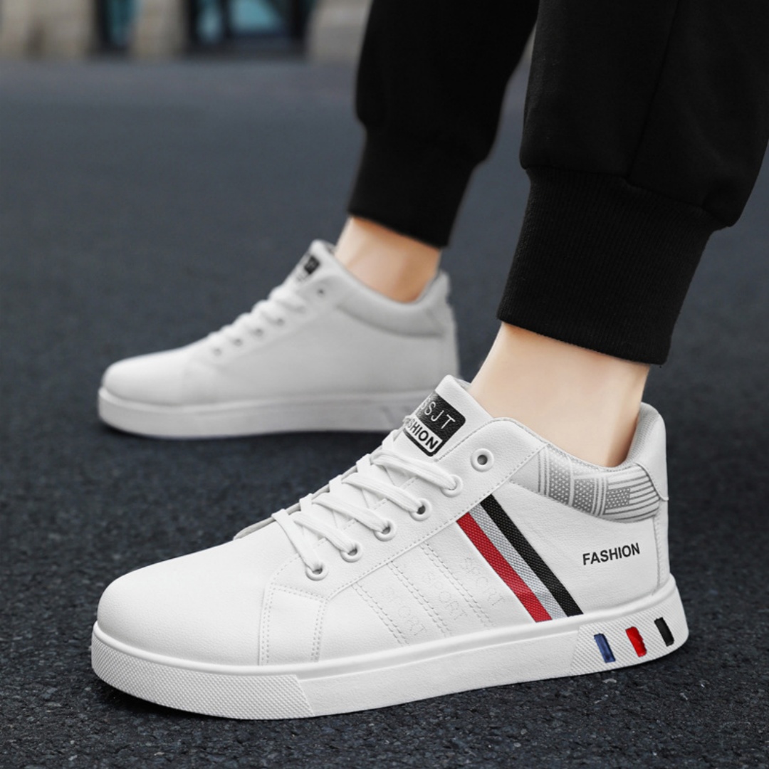 Big size new all-match men's shoes Korean version of the flow of boys in the board shoes casual sports shoes sneakers