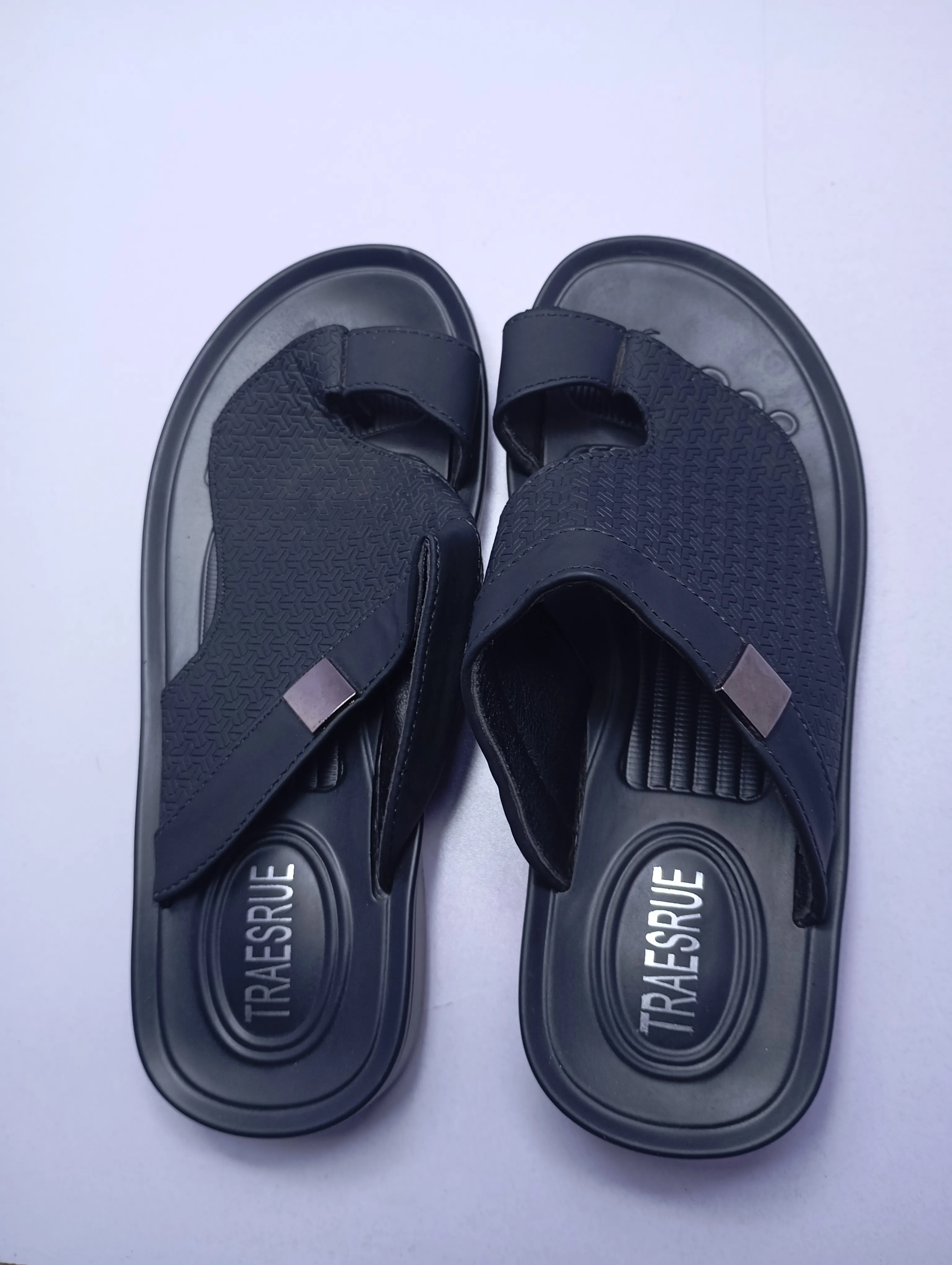 Men Shoe Sandal Treasure Sizeof 33 