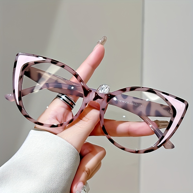 Vintage Cat Eye Reading Glasses for Women - Vintage Style, Comfort Fit with Clear Lens, Strength 1.0 to 4.0, Presbyopia