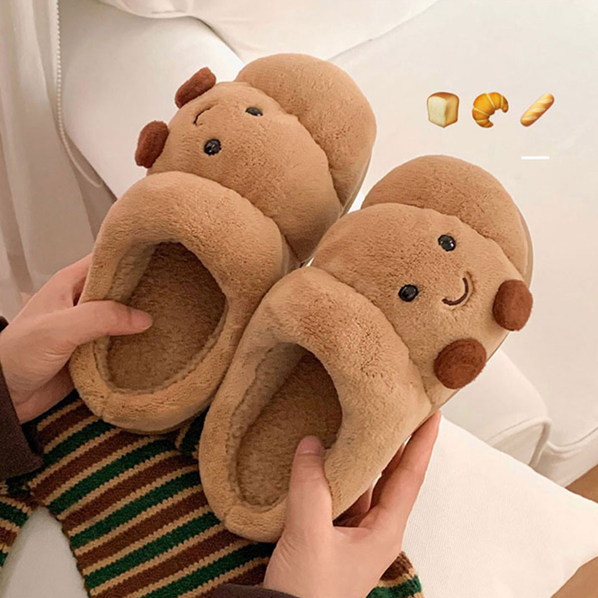 Fun Croissant Bread Cotton Slippers for Men and Women, Winter Couple Home Use, Thick-Soled Non-Slip Home Slippers for Women