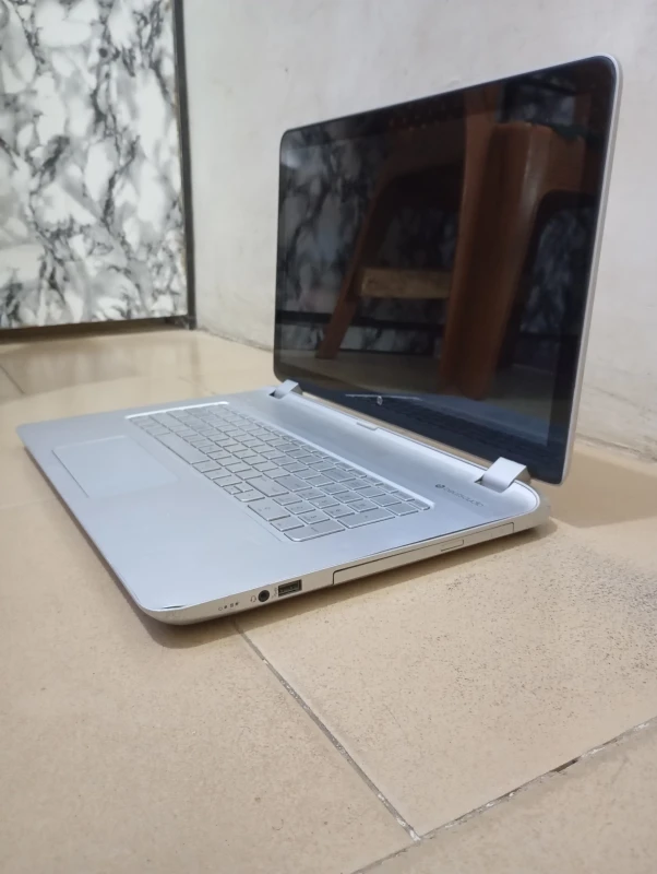 HP Pavilion 14 Soft Touch Laptop 12GB RAM 256GB SSD