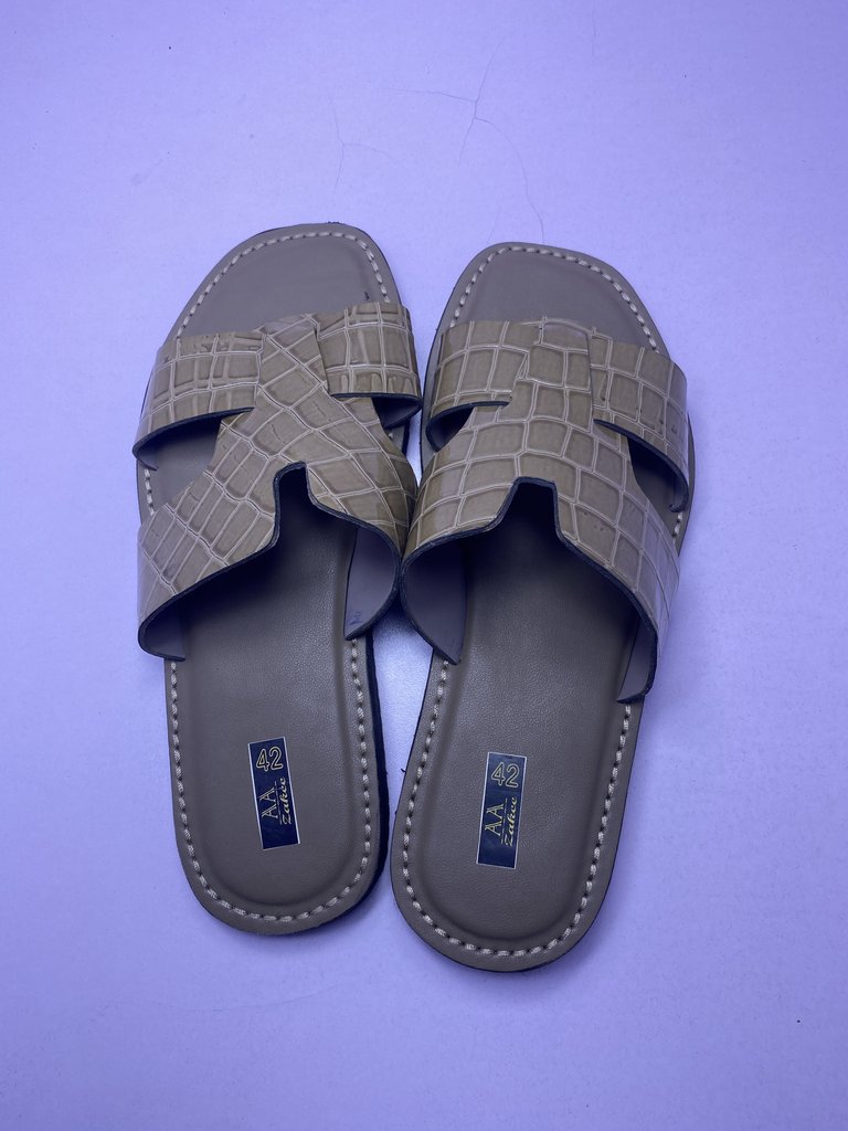 A.A Zakee - Fashionable Men's Sandals for Casual and Traditional Wear  