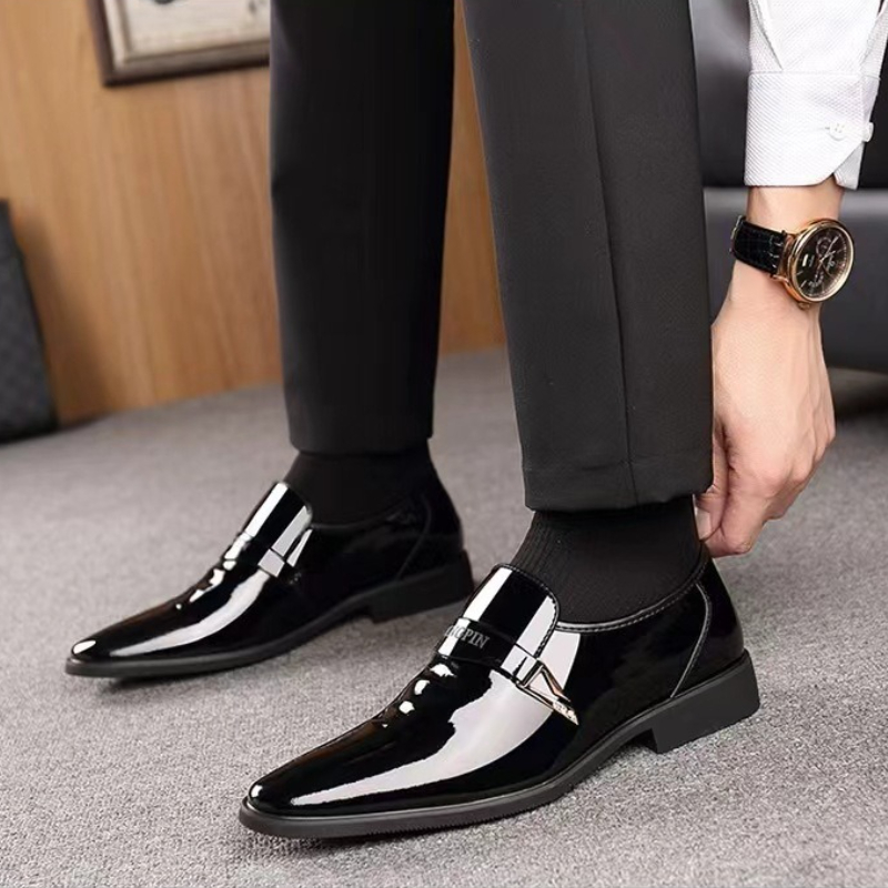 Men's Leather Shoes Business Shoes Bright Leather Oxford Shoes Lacquer Pointed Toe Male Loafers Slip on Designer Men Dress Shoe