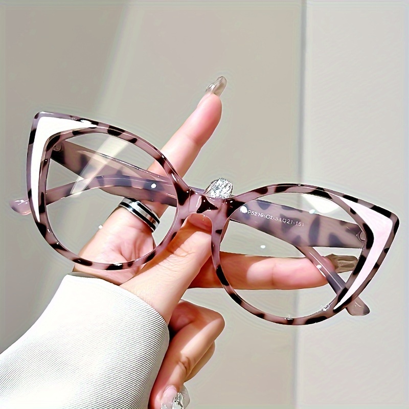 Vintage Cat Eye Reading Glasses for Women - Vintage Style, Comfort Fit with Clear Lens, Strength 1.0 to 4.0, Presbyopia