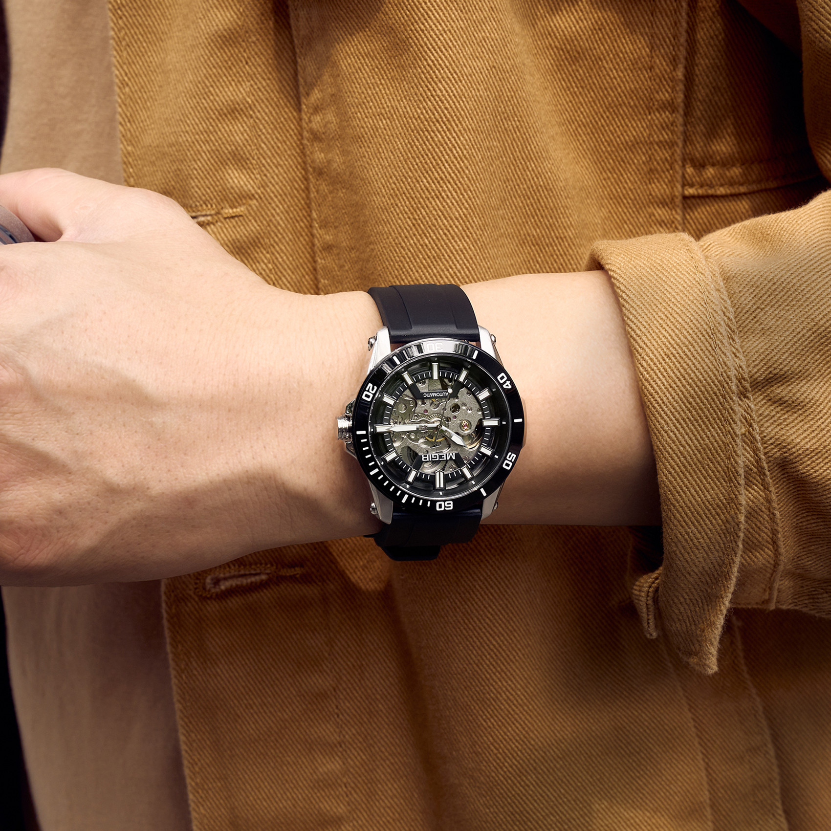 MEGIR Hollow Out Mechanical Watch for Men Fashion Stainless Steel Case Sapphire Full Automatic Wristwatches Montre Homme 8605