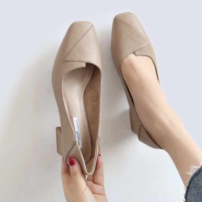 Spring and Autumn 2025 New Style Square Head Soft Sole Shoes, Soft Soles, Fashionable, Casual and Versatile Single Shoes