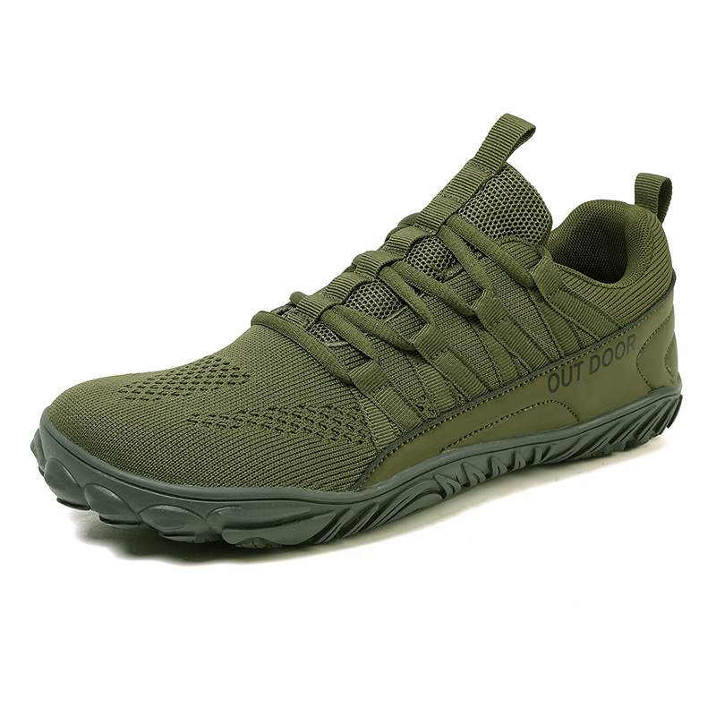 New Casual Shoes Plus Size Lightweight  Versatile  Simple  Anti Slip Wear Resistant  Breathable Couple Outdoor Sports Shoes