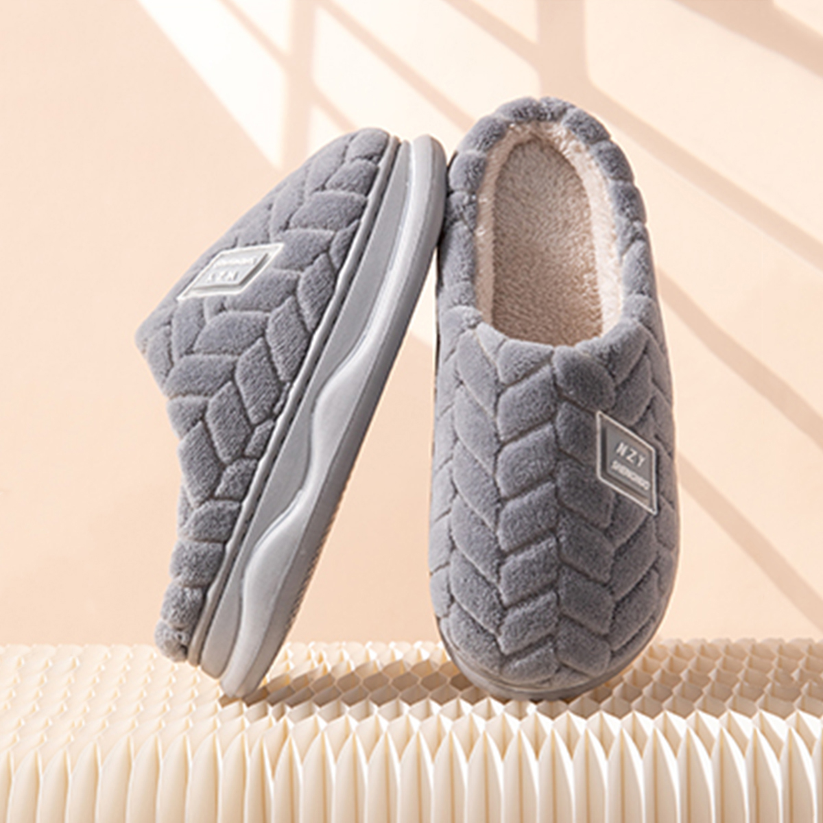 Winter Home Slippers for Women Warm Thick Sole Non Slip Indoor Slippers for Men Fluffy Bedroom Slippers for Unisex