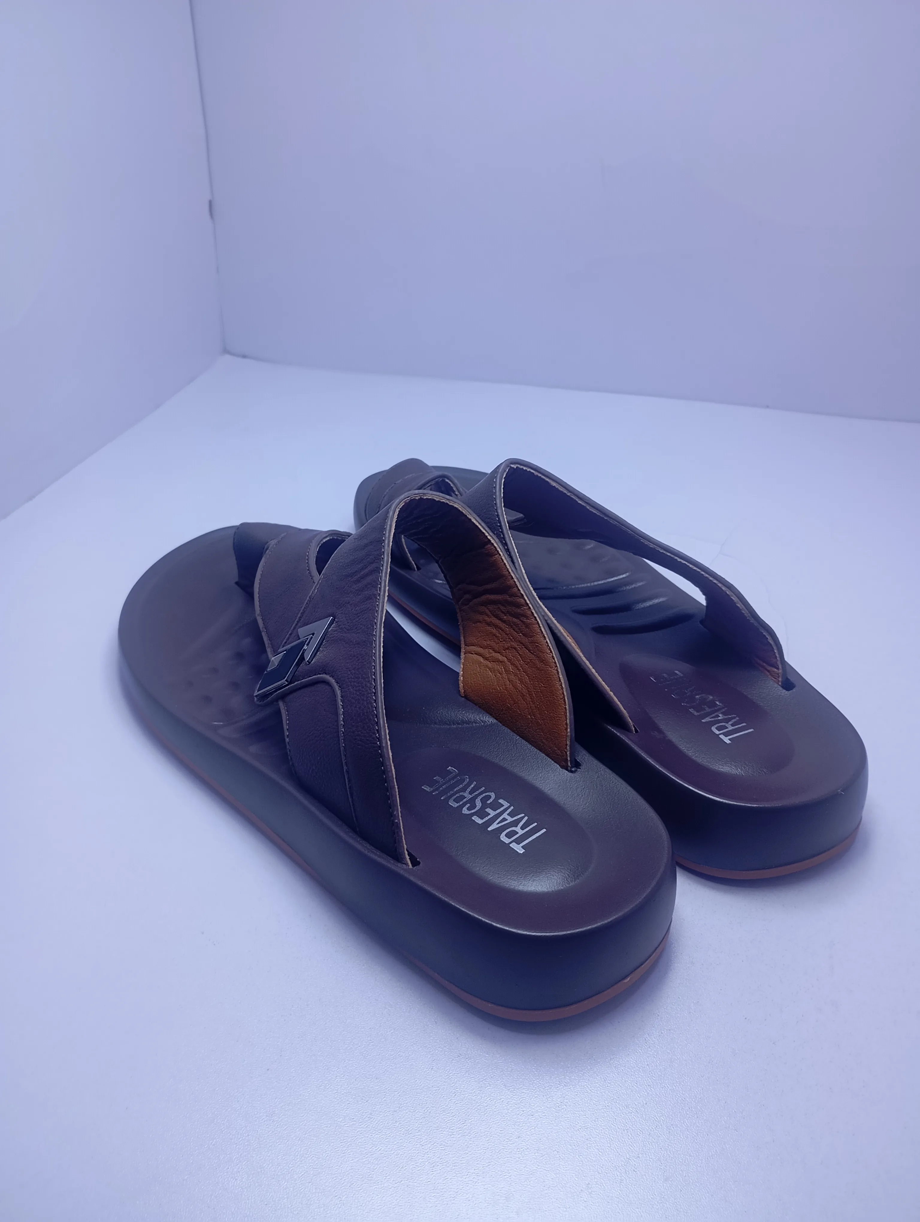 Men Shoe Sandal Treasure Sizeof 42 