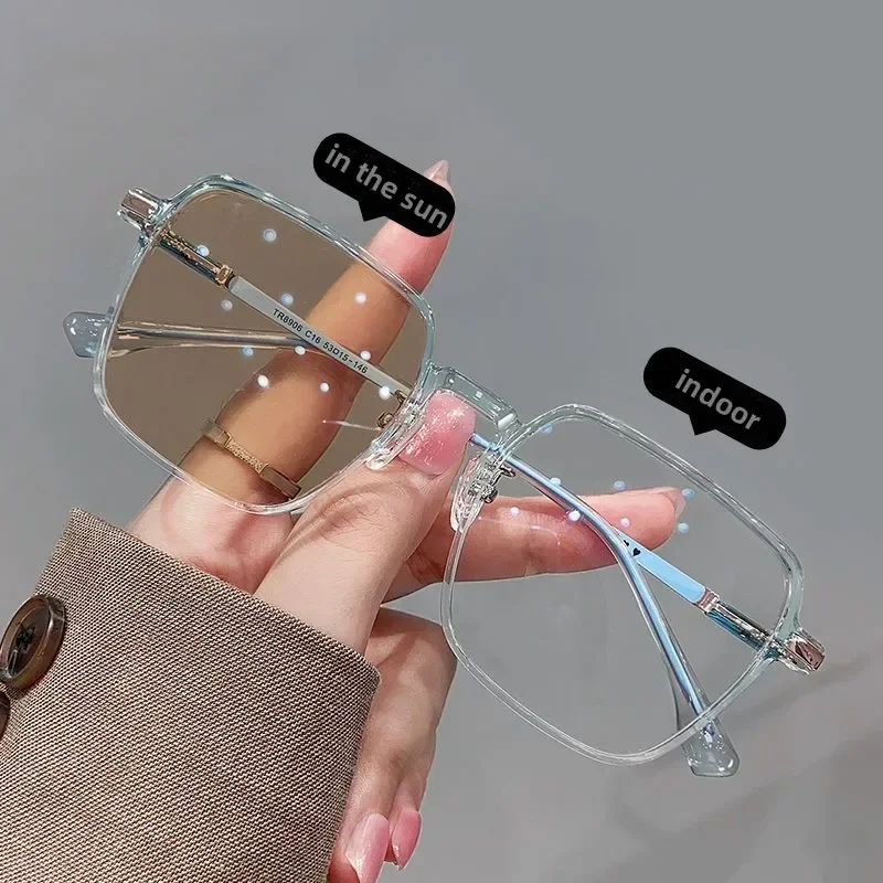 New Fashion Photochromic Myopia Glasses Men Women Color Changing Eyeglasses Anti UV Sunglasses Luxury Short-sighted Eyewear -2.5