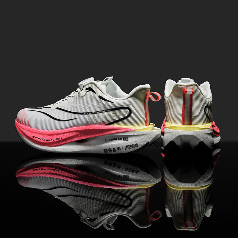 Men's and Women's Casual Sports Shoes Are Lightweight Breathable Comfortable Fashionable and Versatile Men's Running Shoes