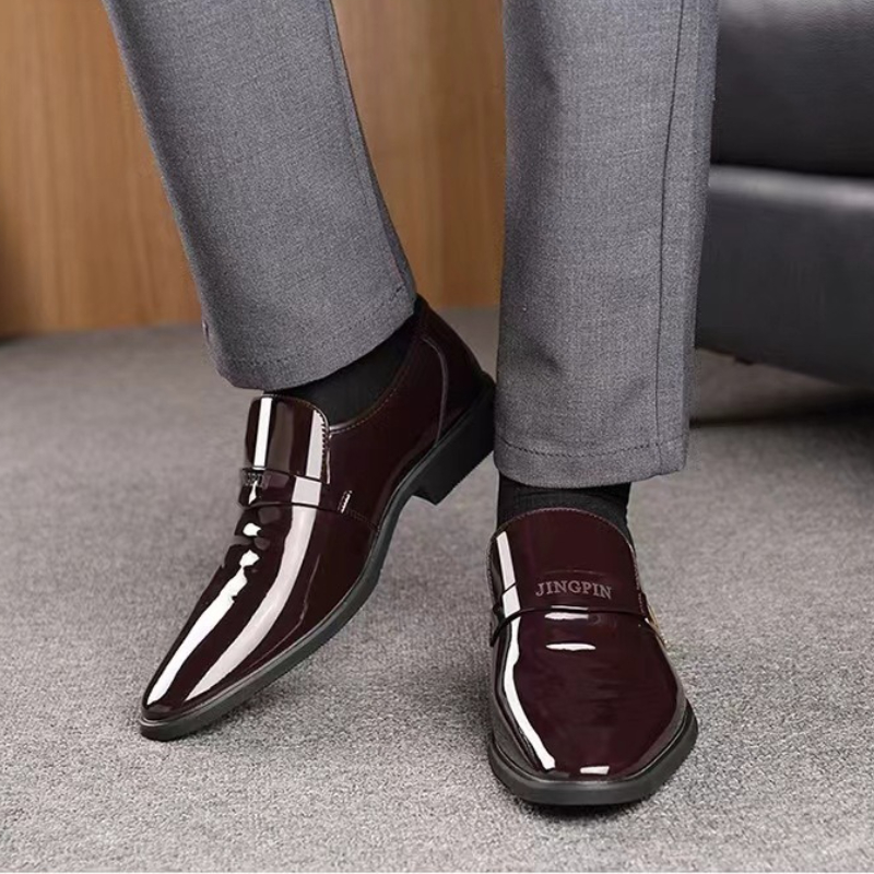 Men's Leather Shoes Business Shoes Bright Leather Oxford Shoes Lacquer Pointed Toe Male Loafers Slip on Designer Men Dress Shoe