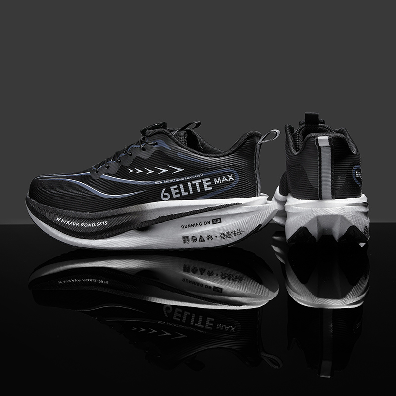 Men's and Women's Casual Sports Shoes Are Lightweight Breathable Comfortable Fashionable and Versatile Men's Running Shoes