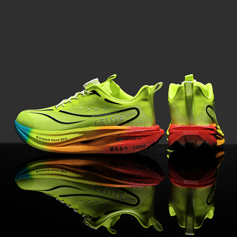 Men's and Women's Casual Sports Shoes Are Lightweight Breathable Comfortable Fashionable and Versatile Men's Running Shoes