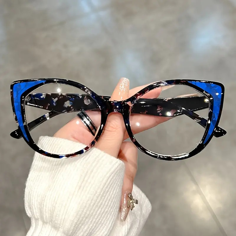 Blue Light Blocking Cat Eye Glasses with Gradient Color Frame, Transparent Lenses for Men and Women