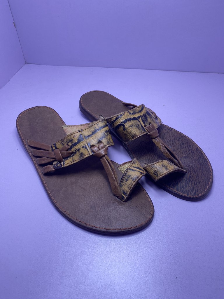 Soleo Footwear - Durable and Trendy Men's Sneakers for All Occasions  