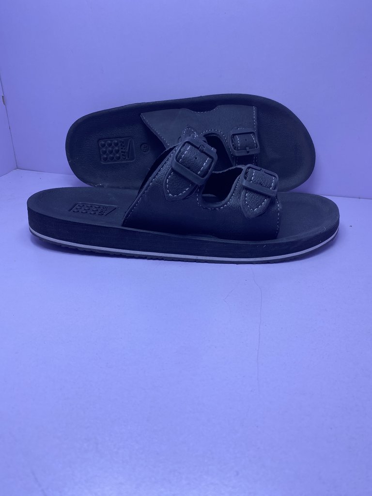 Kito - Stylish and Comfortable Men's Slippers and Sandals  