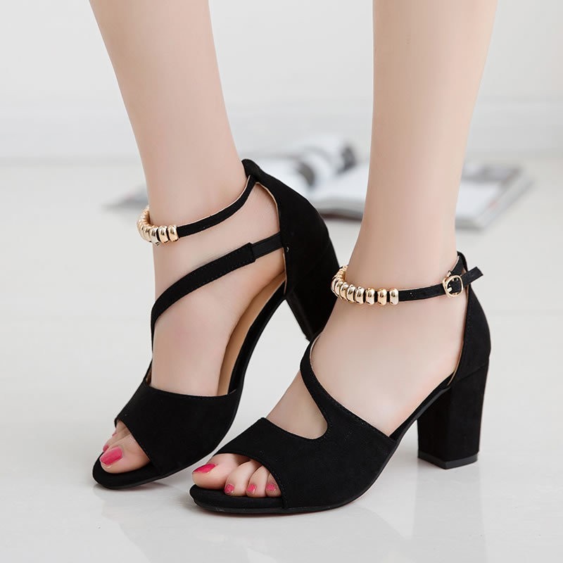 2024 New Fish Mouth Style Solid Color Fashion Beaded One-line Buckle Buckle All Low Top Women Sandals Ladies Shoes