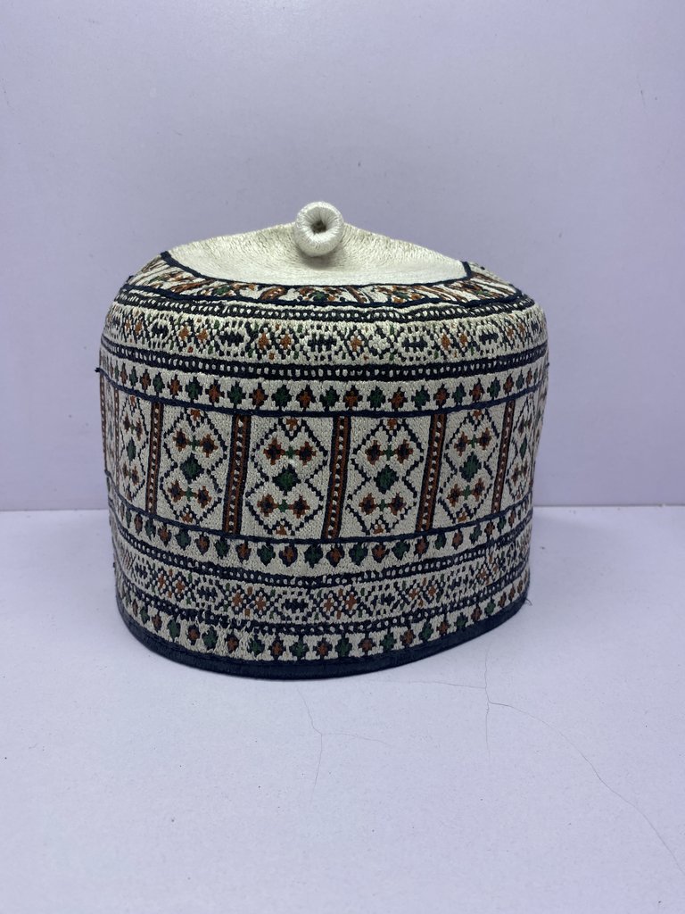 Betra White – Hausa/Fulani Cap, Kufi, Handwoven Cap, Zawa