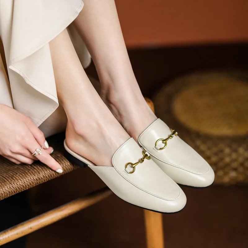 Women's Flat Bottom Slippers Summer Hot Sale Of The Season Outdoor Wear Thick Heel Low Heel Shoes Leather Upgraded Version Comfo