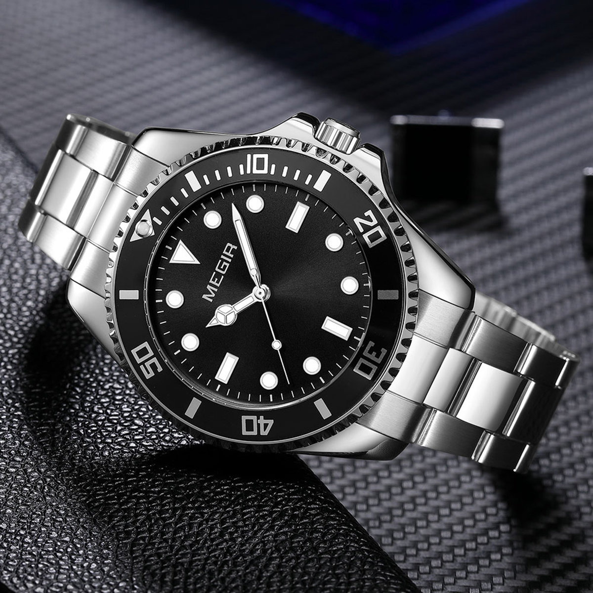 MEGIR Business Watch for Men with Quartz Movement Date Calendar Minimalist Stainless Steel Strap Wristwatch with Luminous Hands