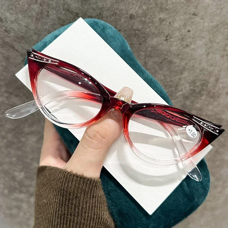 Classic Candy Color Reading Glasses New Diamond Inlaid Cat Eye Presbyopia Glasses Men and Women Eyeglasses Diopter 0 To +4.0