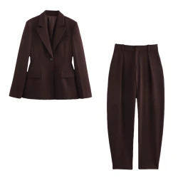 Kar&Otza Sophisticatedly Elegant Women's Burgundy Single - breasted Blazer with Matching Pleated Trousers Suit Set