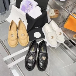 High-End Women's Thick-Heeled Slip-On Loafers Diamond Pattern Genuine Leather Shoes Retro One-Touch Fashionable Flat Heels